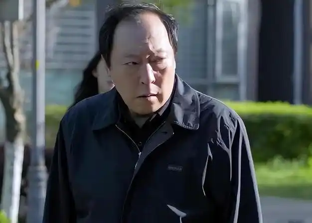 骗了我们30年原来她是倪大红的姐姐网友难怪能火几十年