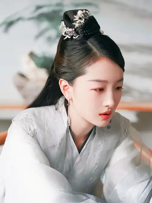 修丨周冬雨丨千古玦尘