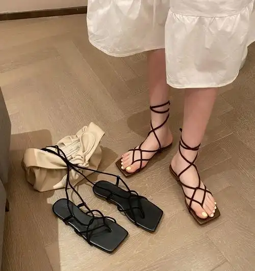 韩国ins简约绑腿凉鞋女2020新款交叉绑带罗马平底沙滩鞋女