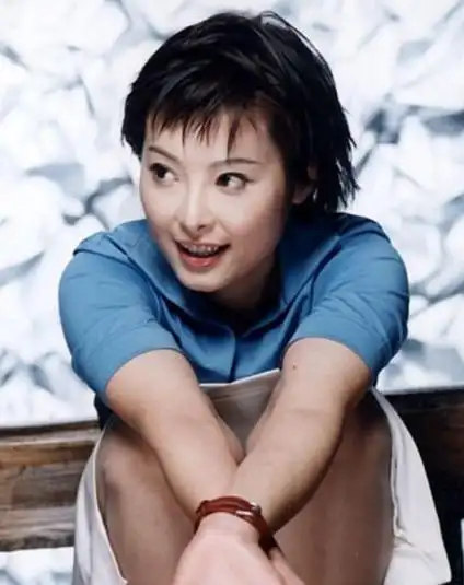 图袁立年轻时照片美吗花仙子也抹不去岁月的痕迹