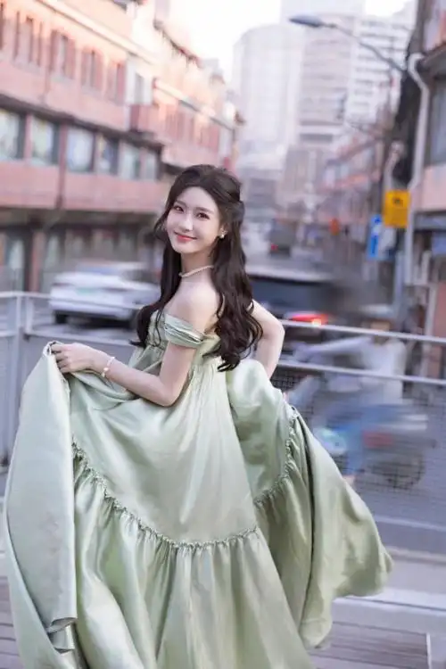 陈意涵森系油画感造型##陈意涵好像童话里的公主