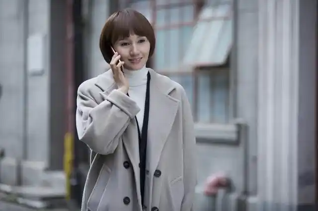 唐晶(袁泉饰演)