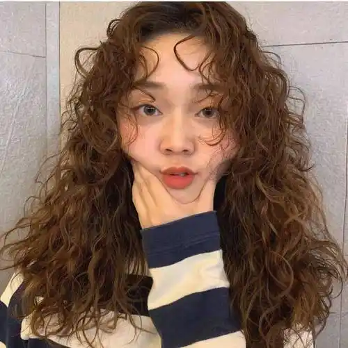 2020依然火热的"羊毛卷",又甜又可爱