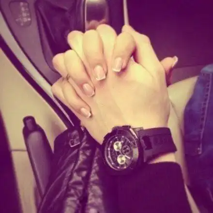 好看的十指紧扣头像