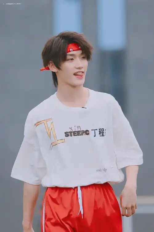 丁程鑫 我们是彼此的星星和月亮