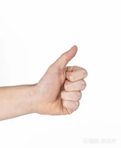 用一只手的大拇指
