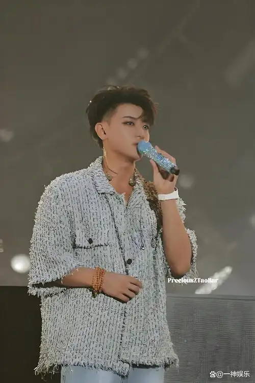 揭秘:某女演员与"男友"诈骗粉丝的惊人内幕|人物|黄子韬_网易订阅