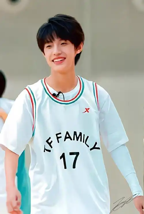 tf家族三代夏日运动会pb扫图##张泽禹夏日运动会pb扫图