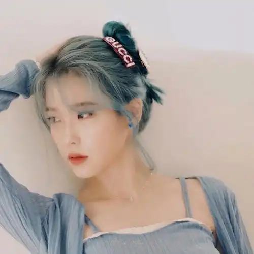 iu李知恩无水印壁纸