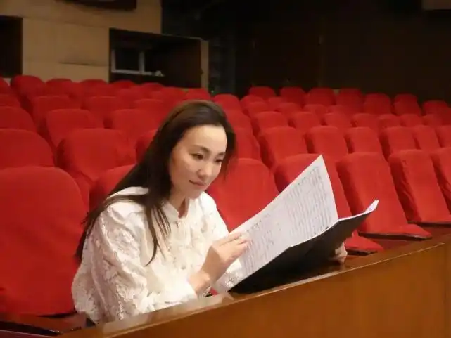 陈小朵:质朴地做人,极致地做艺术|专访