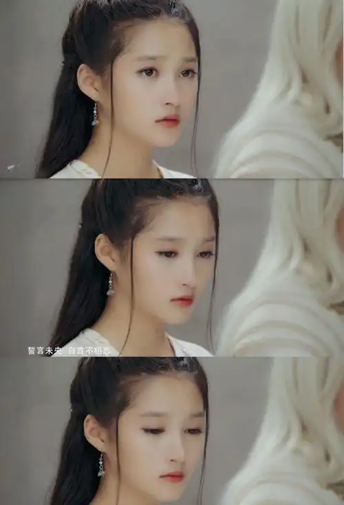 真正让关晓彤成名的是她在陈凯歌导演的电影《无极》中饰演"小倾城"