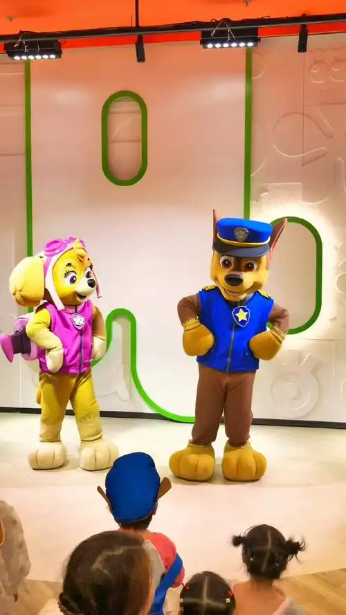 汪汪队,总部集合了!!_汪汪队_景点_城市出行_公园_主题乐园