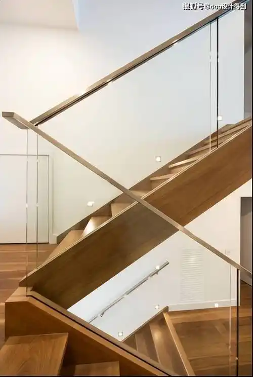 扶手转角处高度对不上,怎么办?_楼梯_解决方案_栏杆