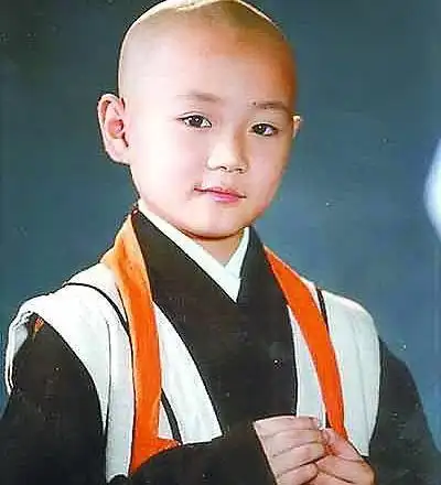 释小龙30岁上热搜,昔年功夫小子都去哪儿了?