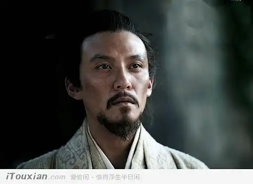 你们都太小瞧张震这个演员了:拍《赤壁》,为演孙权他熟读三国;拍