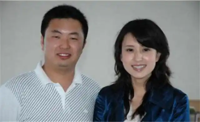 曾被誉为周涛接班人,出道多年零绯闻,与富商老公恩爱至今