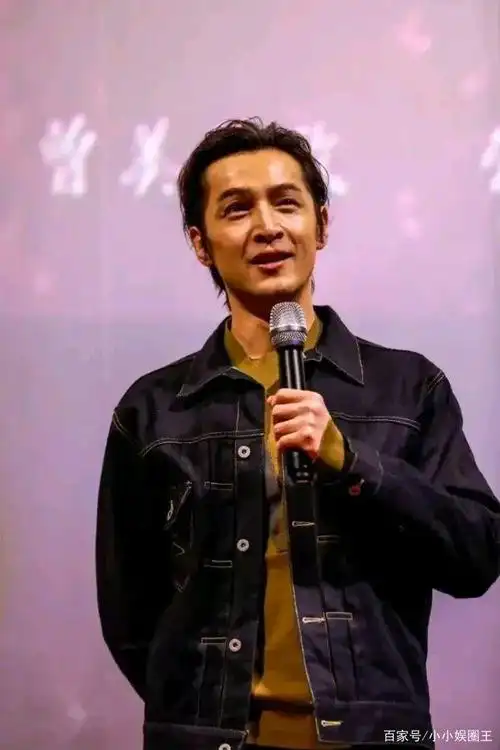 胡歌到底经历了什么?38岁的他竟然皱纹横生,人比黄花瘦!