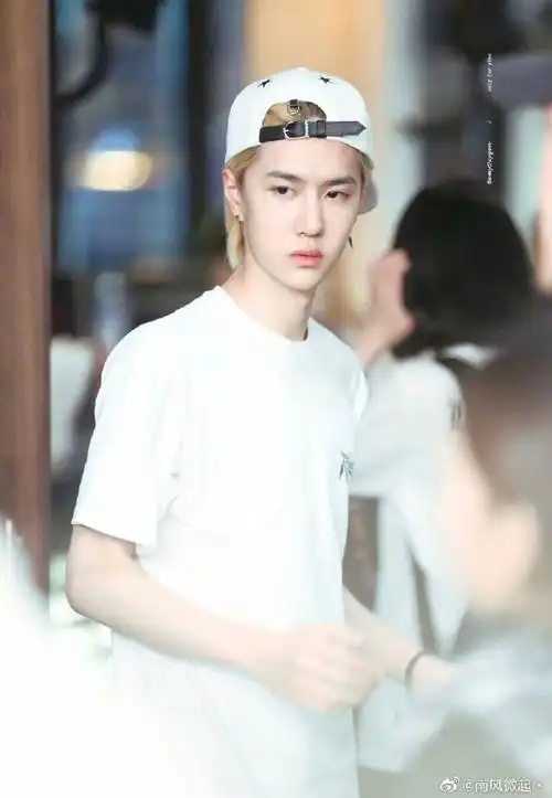 爱豆小时候到底有多可爱##王一博