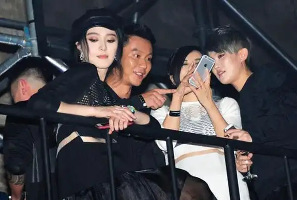 李晨范冰冰怎么认识的 只有大黑牛才称得上范爷的男人