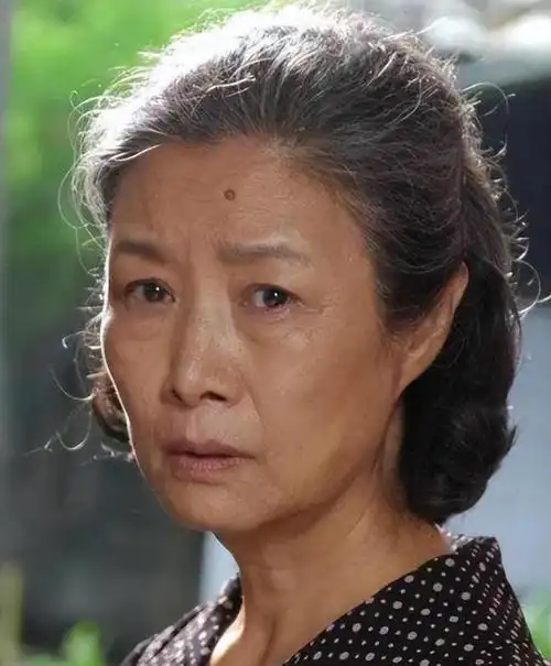 吕中:儿子是导演,儿媳是影后,女儿是她最大的骄傲|何琳|陈坤|演员