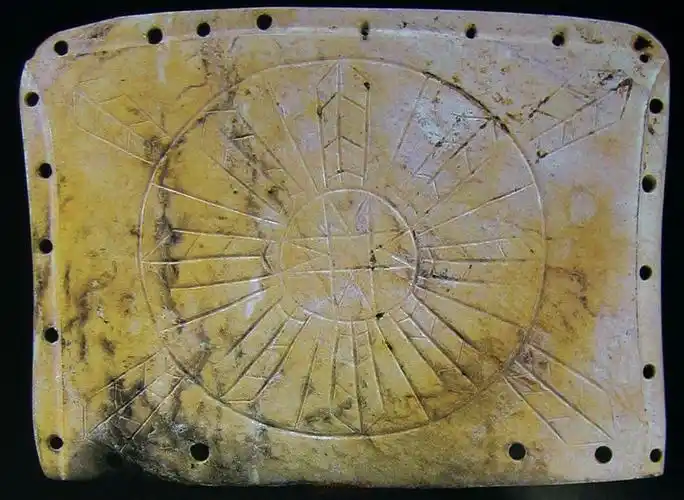 凌家滩玉板 - 中华古玩 论坛 - 任南红山文化官网 - powered by