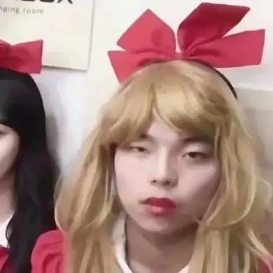 搞笑情头一对两张逗比,情侣头像图片