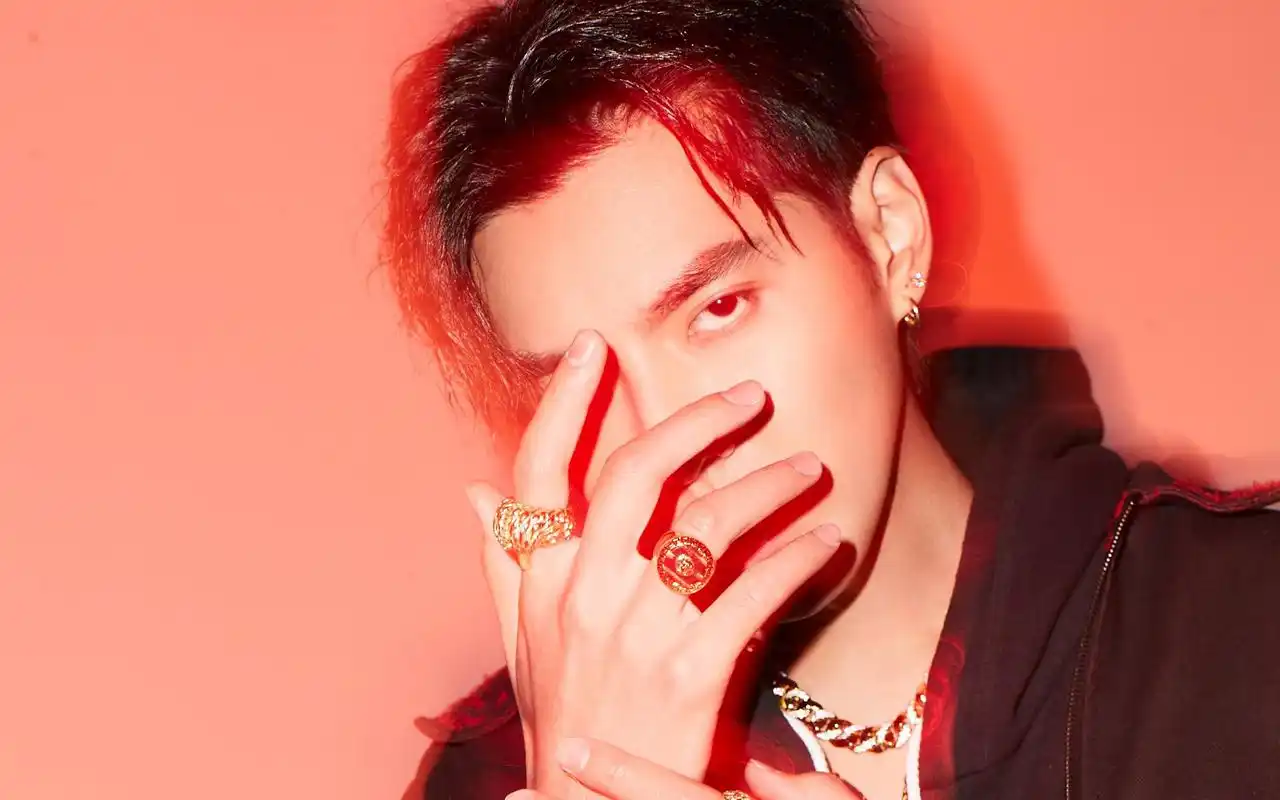 吴亦凡kris时尚写真图片桌面壁纸高清大图预览1920×1200_大陆明星