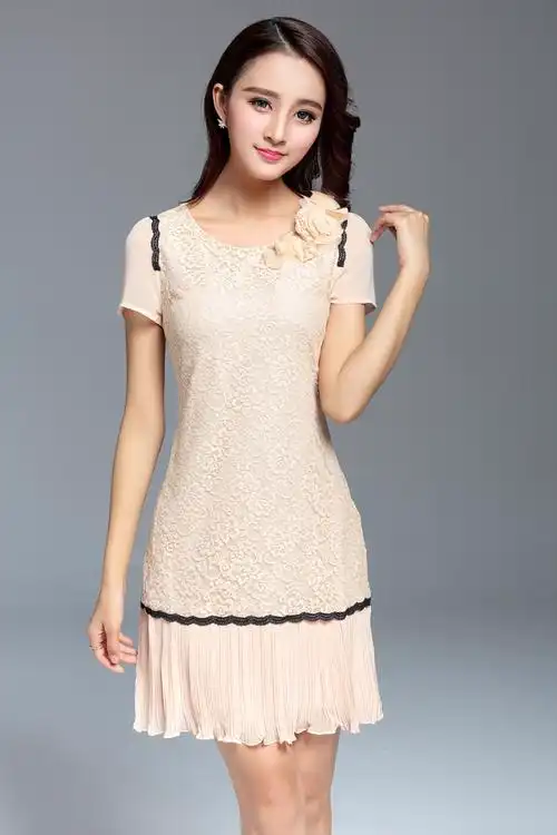 退换臣枫正品淑女蕾丝收腰连衣裙部分图片胸花连衣裙