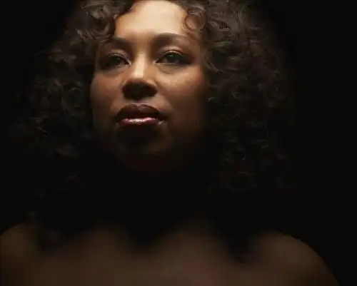 非州黑女人裸休艺术摄影外阴部位