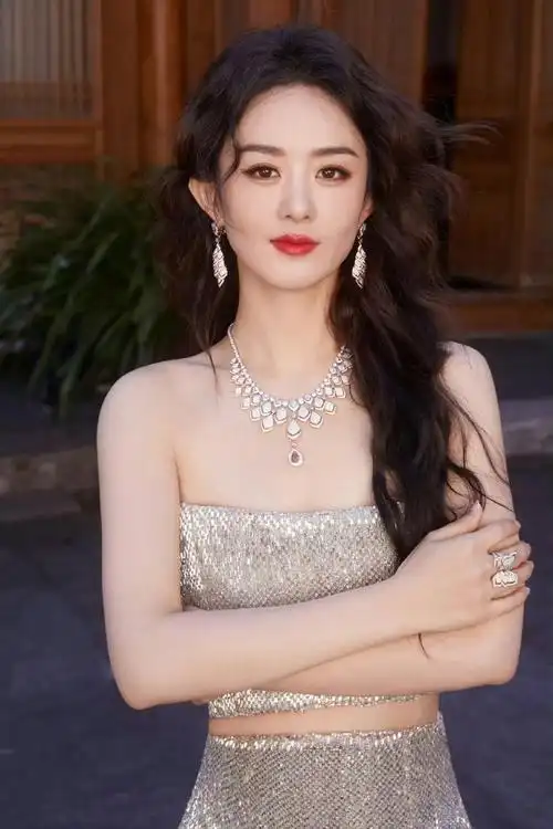 赵丽颖最新活动照, ashi 2023 秋冬高定,高级感满满……|赵丽颖_新浪