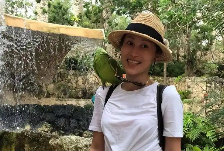 杨子前妻陶虹游玩照曝光!