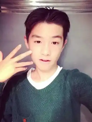 偶像练习生justin黄明昊93