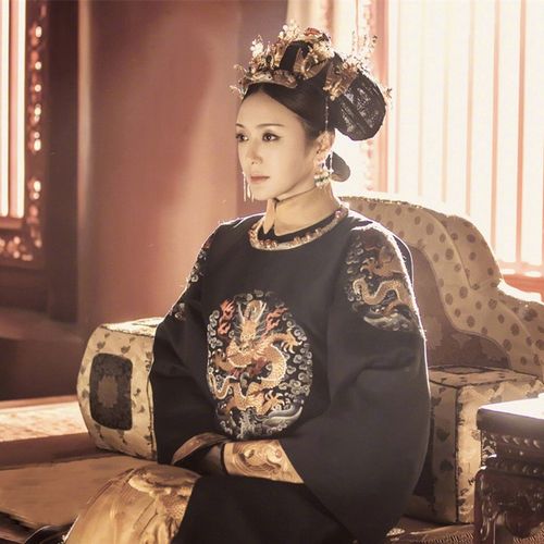 延禧攻略秦岚同清朝古装富察皇后戏服日常后宫民族服装