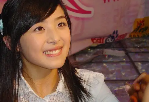 张含韵自曝失业5年 投身刘德华新片变18岁女生(高清组图)【25】