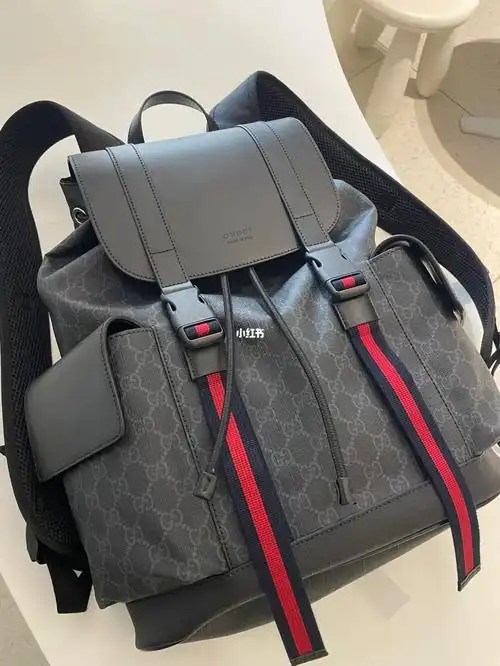 gucci男士双肩包