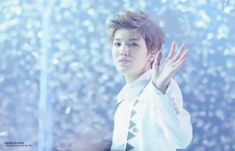 饭拍高清精选 infinite 忙内 李成种 图cr logo