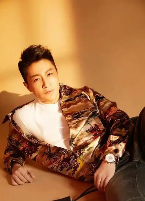 李宗翰:长相帅气戏也好,47岁依旧未婚,喜欢干练型的