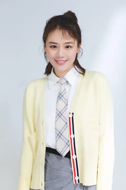 马思纯甜美元气写真图片36