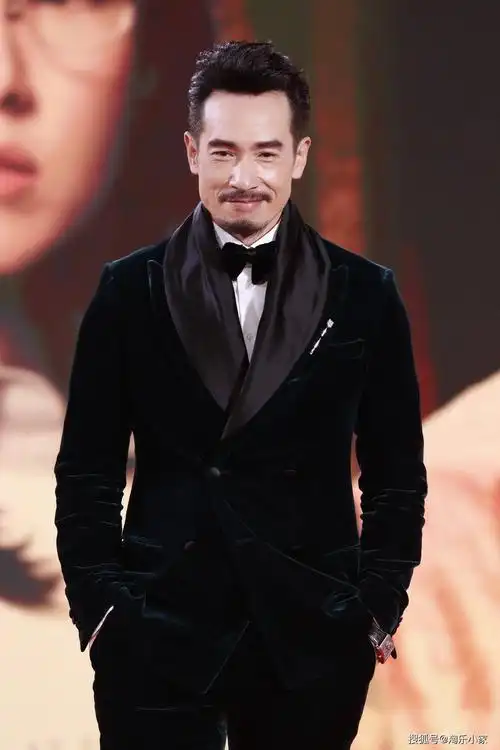 大叔的爱西装型男不止黄德斌细数穿西装最帅的40岁以上男艺人