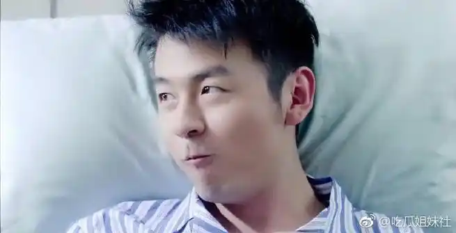 年轻时的雷佳音