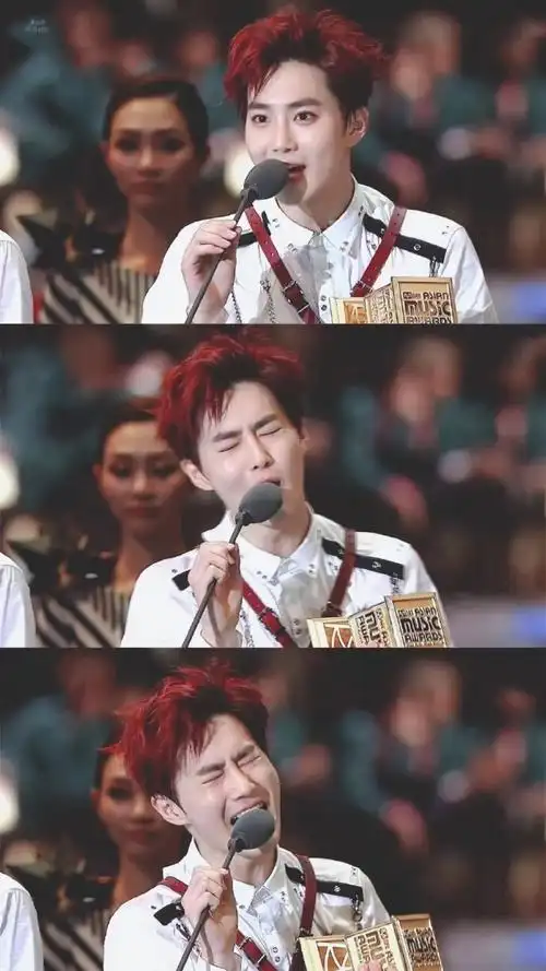 2016mama 颁奖典礼 exo 四连大赏年度专辑奖金俊勉