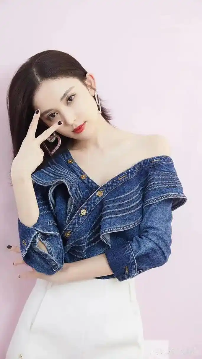 清新俏皮古力娜扎