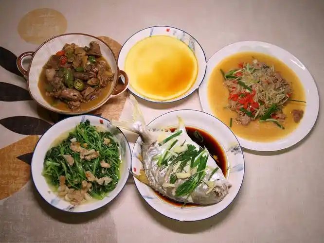 原创一家四口的午餐5个家常菜健康又美味样样都好吃用心生活