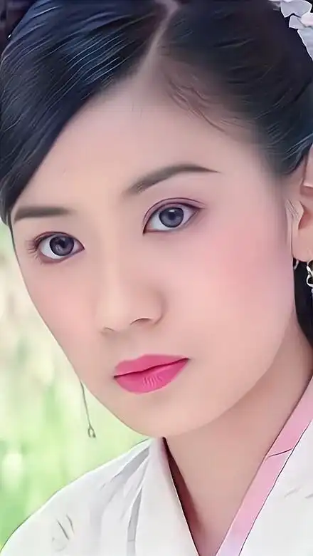 苏有朋版《倚天屠龙记》里的"赵敏"贾静雯,真的挺有气质