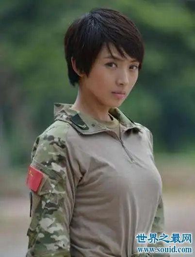 火凤凰叶寸心扮演者,刘晓洁老公剧中演她父亲(www.souid.com)