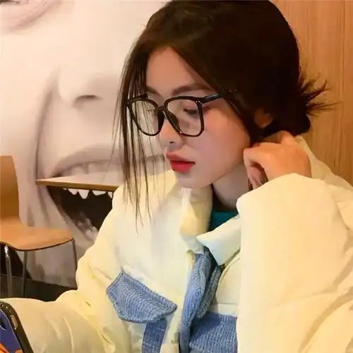 高冷御姐女生头像无水印图片