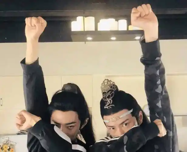 肖战变"路飞"王一博就变"索隆",告知外界:两人关系好着呢!