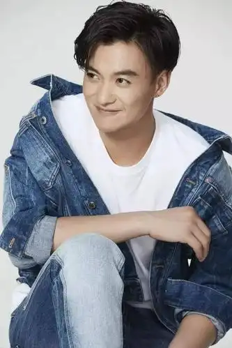 章子怡成迷妹,舒淇被圈粉,这个80后男演员有何魅力?