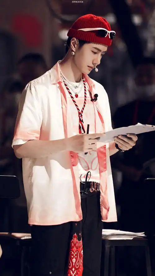 王一博丨这就是街舞_高清图集_新浪网