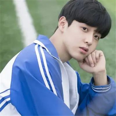 清新校服帅男_可爱男生头像图片_扣扣居